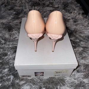 VERSACE - Blush Pump heels